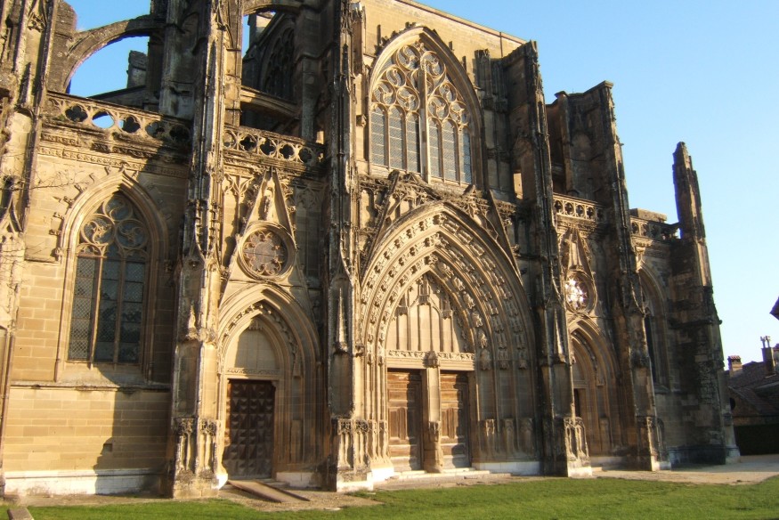 Loto du patrimoine : l'abbaye de Saint-Antoine-l’Abbaye sauvée par la Mission Bern
